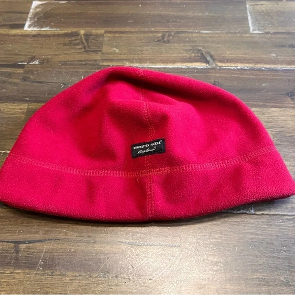 Eddie Bauer Red Beanie Fleece Wind Cutter Hat Winter - Picture 1 of 4